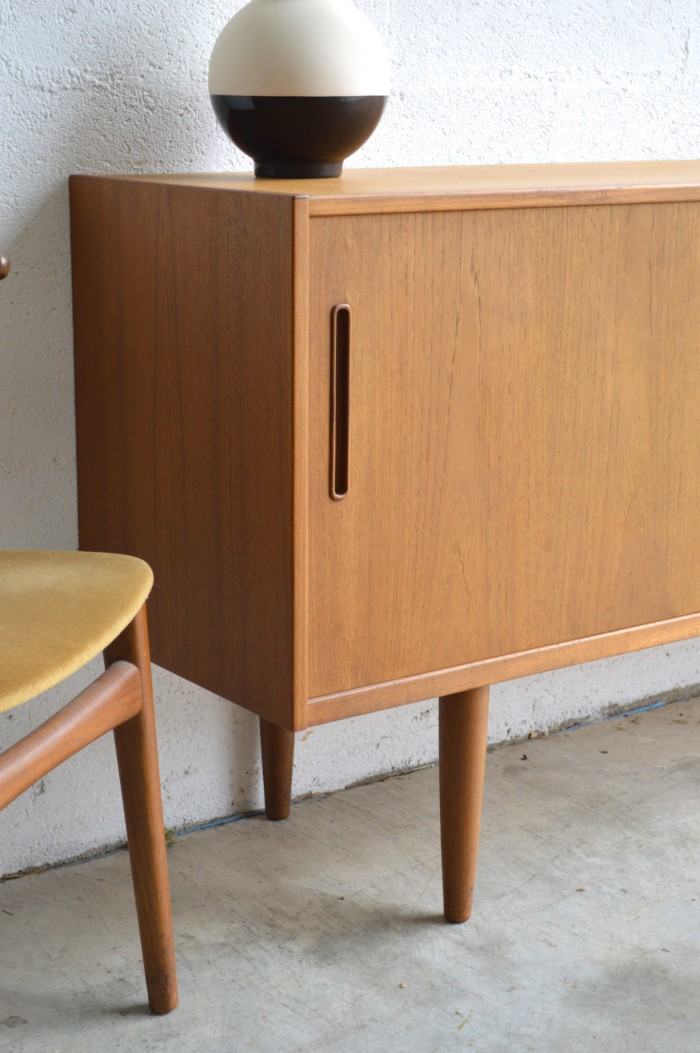 enfilade-scandinave-vintage-nils-jonsson-teck-coulissant-blackmint-paris-4