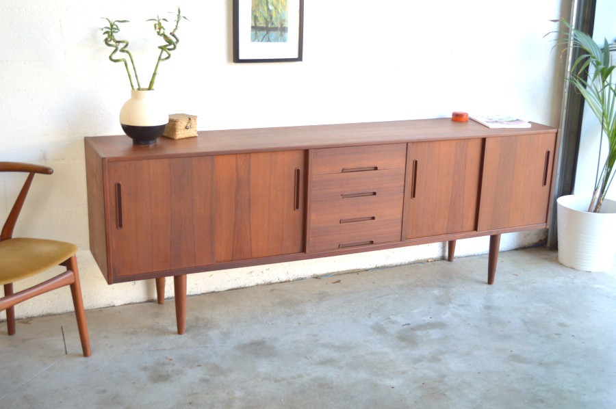 enfilade-scandinave-vintage-blackmint-nils-jonsson-teck-paris-1