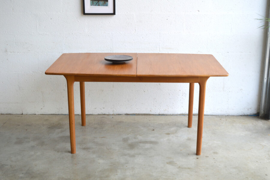 Table à manger Mcintosh